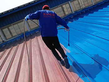 你知道舊房彩鋼瓦除銹防腐翻新價格嗎？