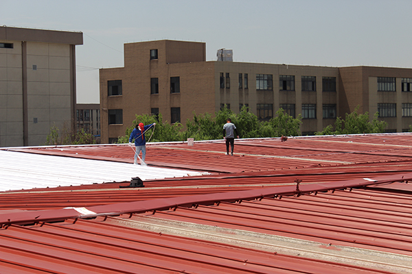 廠房彩鋼瓦屋面除銹翻新維護(hù)價(jià)格 廠房彩鋼瓦屋面除銹翻新維護(hù)價(jià)格